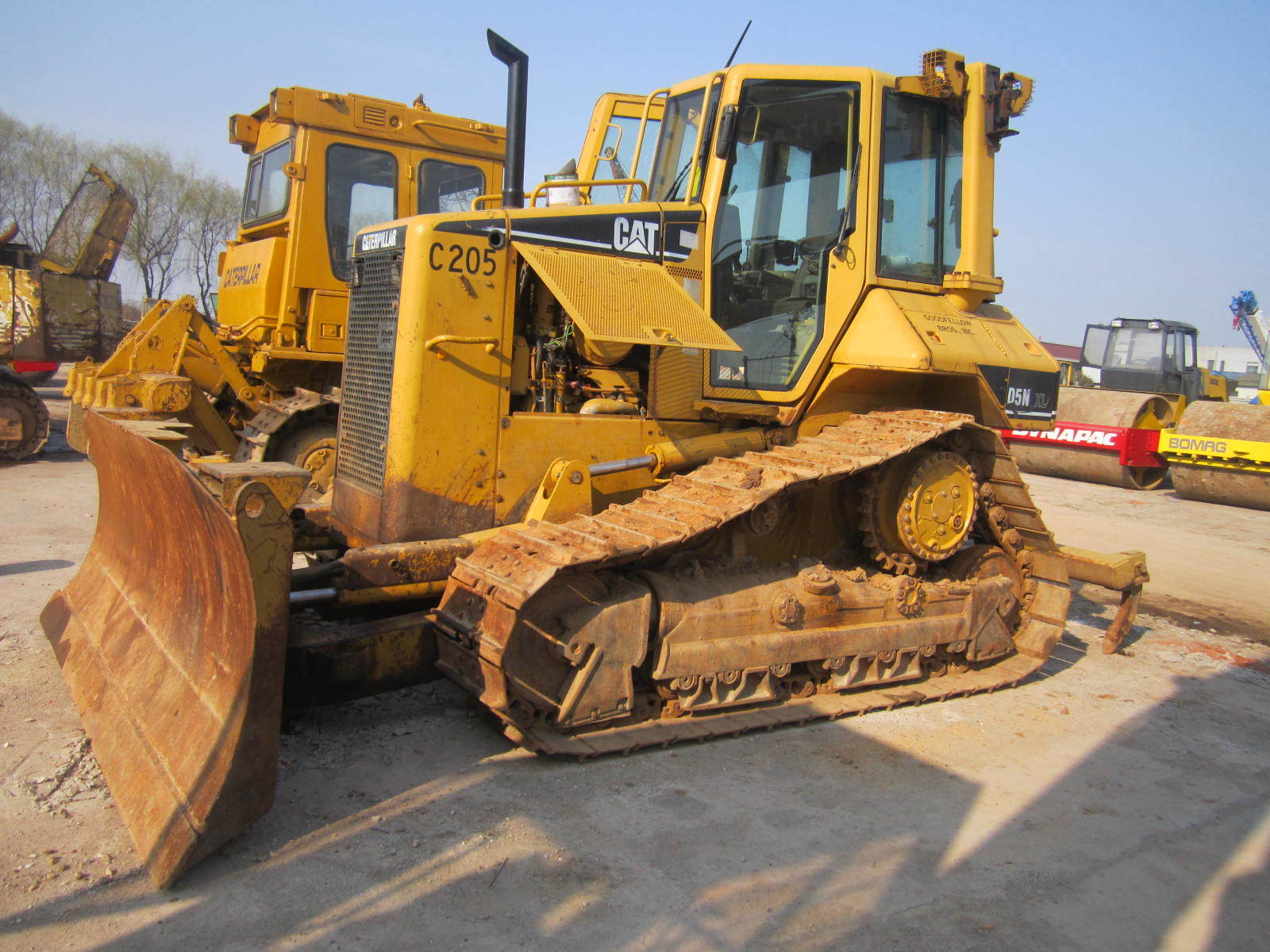 Used Caterpillar D5n Bulldozer in Reasonable Price, Secondhand Cat D5n Dozer