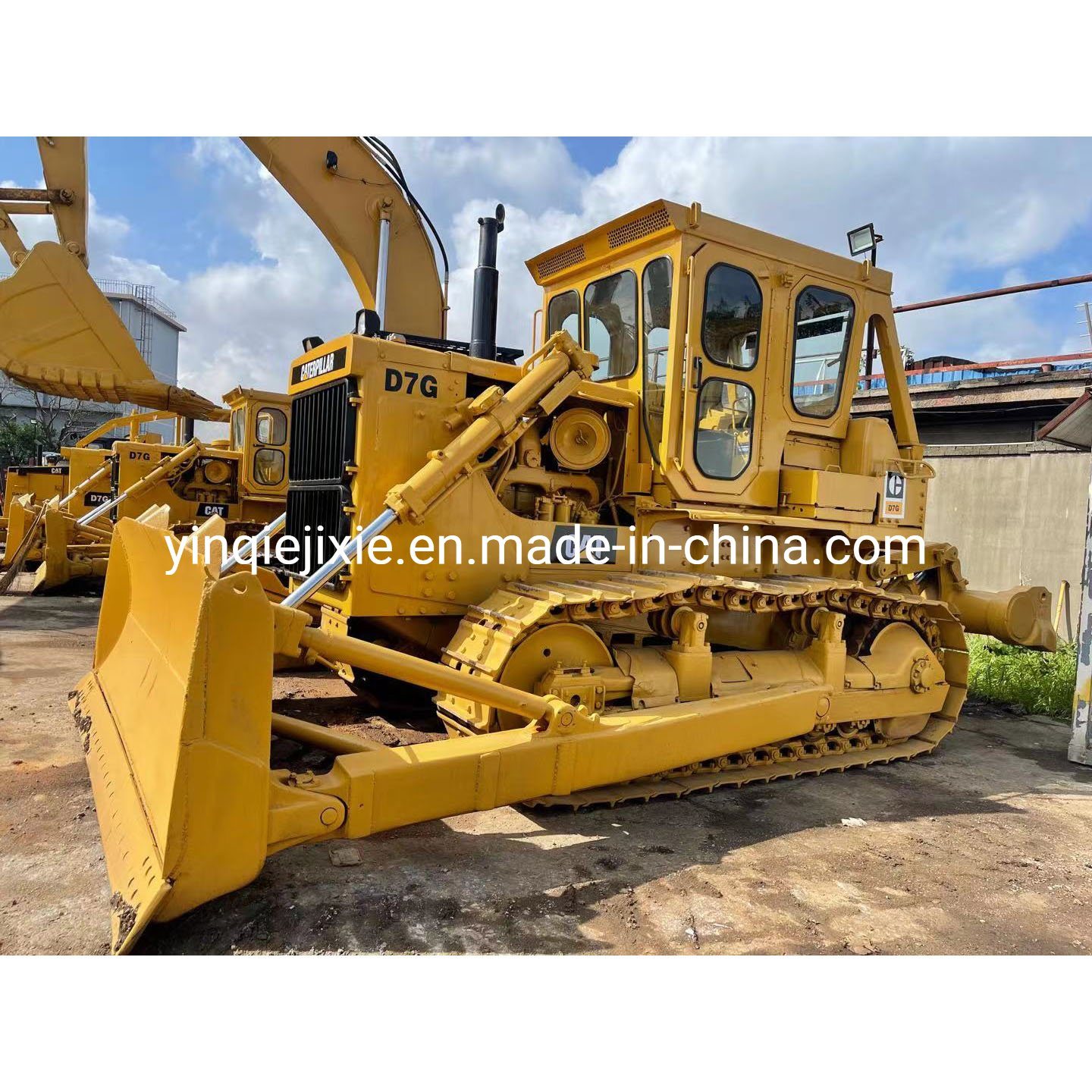 Chine 
                Utilisé Caterpillar D7g Bulldozer du tracteur
             fournisseur