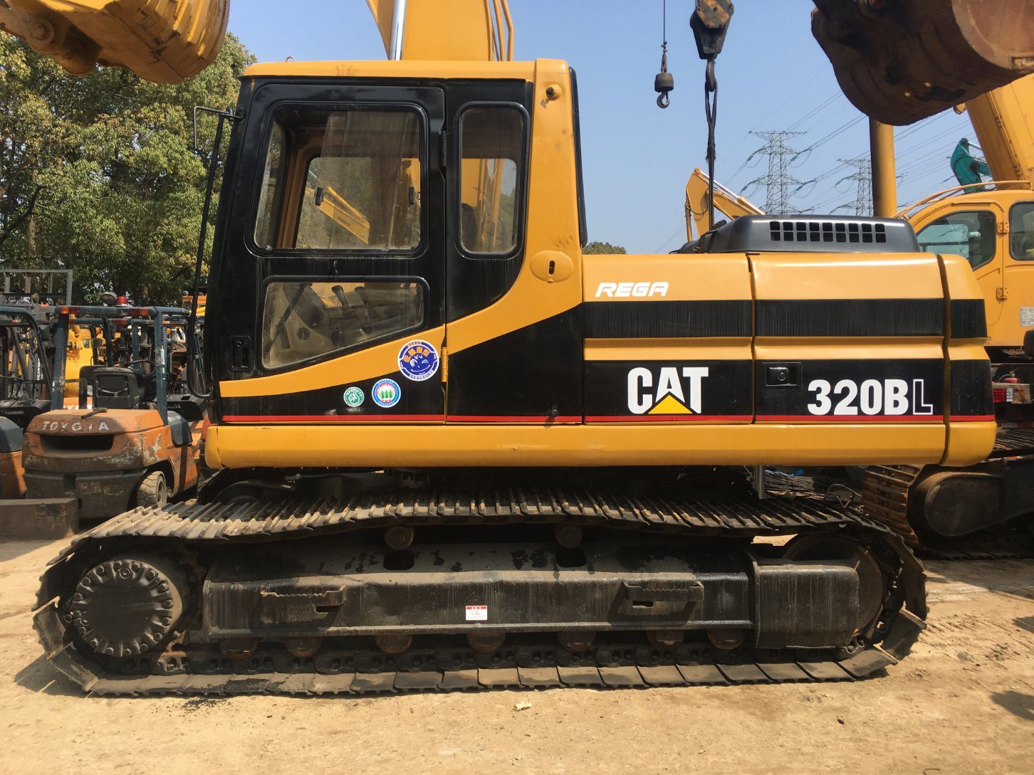 
                Подержанные экскаваторы Caterpillar 320b Cat 320bl Cat 320c Cat 320d Экскаватор
            