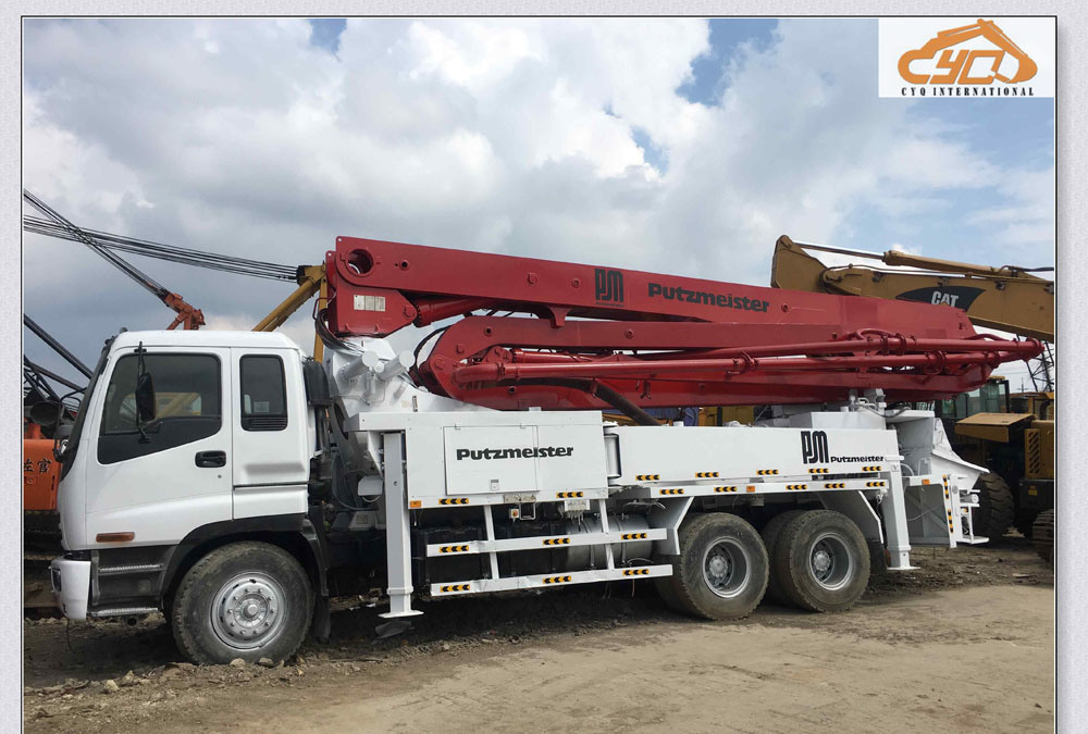 
                Camion pompa per calcestruzzo usato Putzmeister 36m con Isuzu Telaio
            