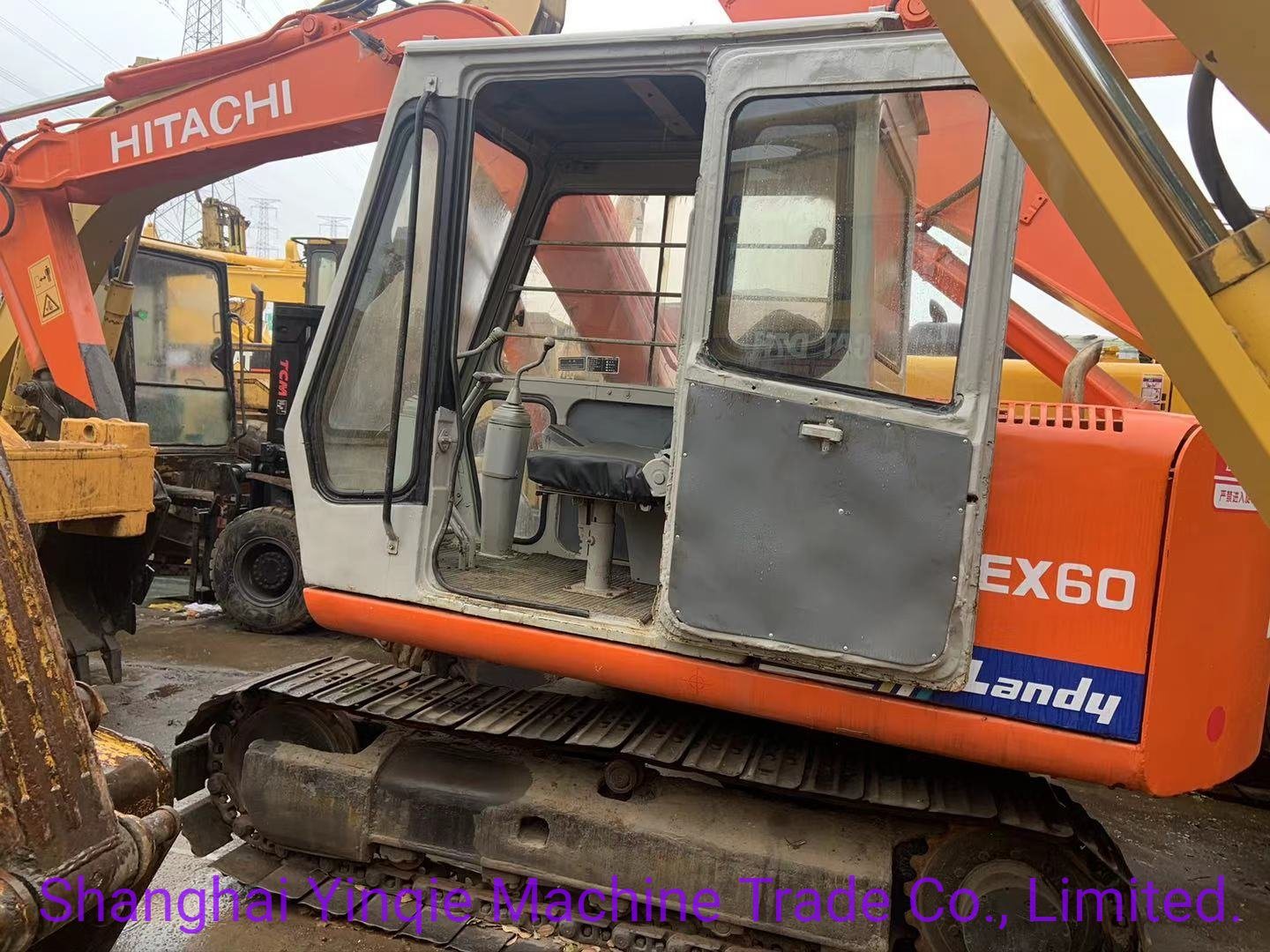 
                Usato escavatore Hitach EX60-1, miniescavatore Ex602-2-3-5, Zx60, Zx70
            