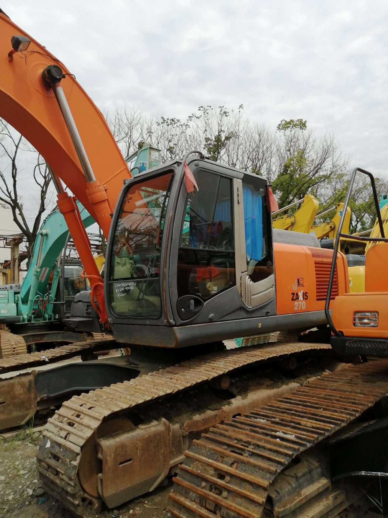 Used Hitachi Excavator Zx270 with Lowest Price