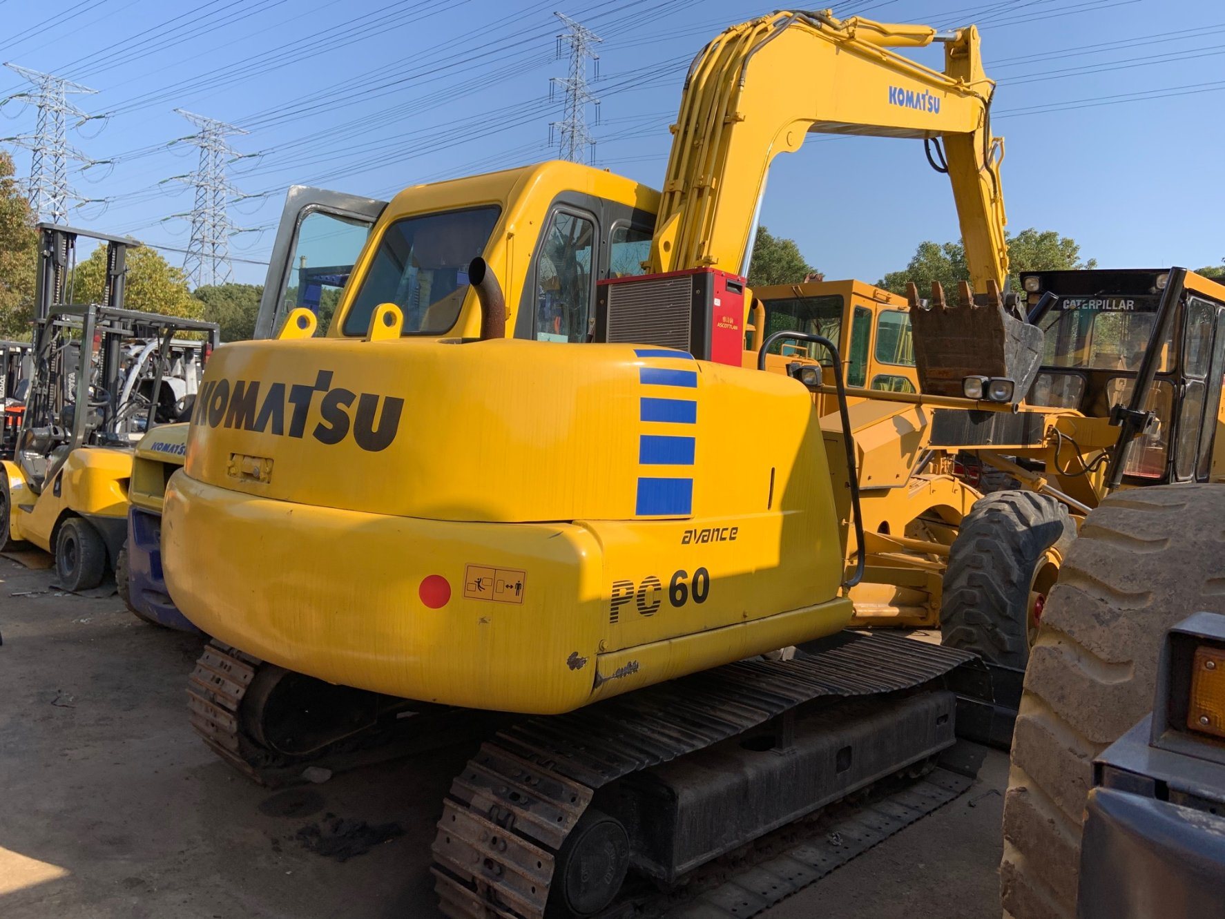 Used Japan Mini Excavator Komatsu PC60-7 (Also komatsu PC35, PC40, PC78U)