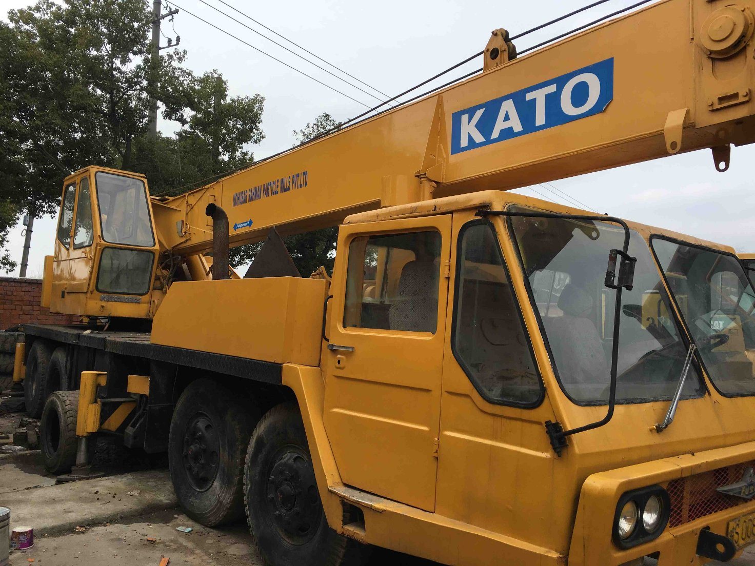 Cina 
                Usato Kato 40t Gru terreno accidentato con buone condizioni per Vendita a caldo
             fornitore