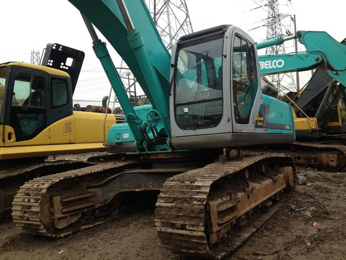 
                Используется экскаватор Kobelco Kobelco Sk350 для продажи
            