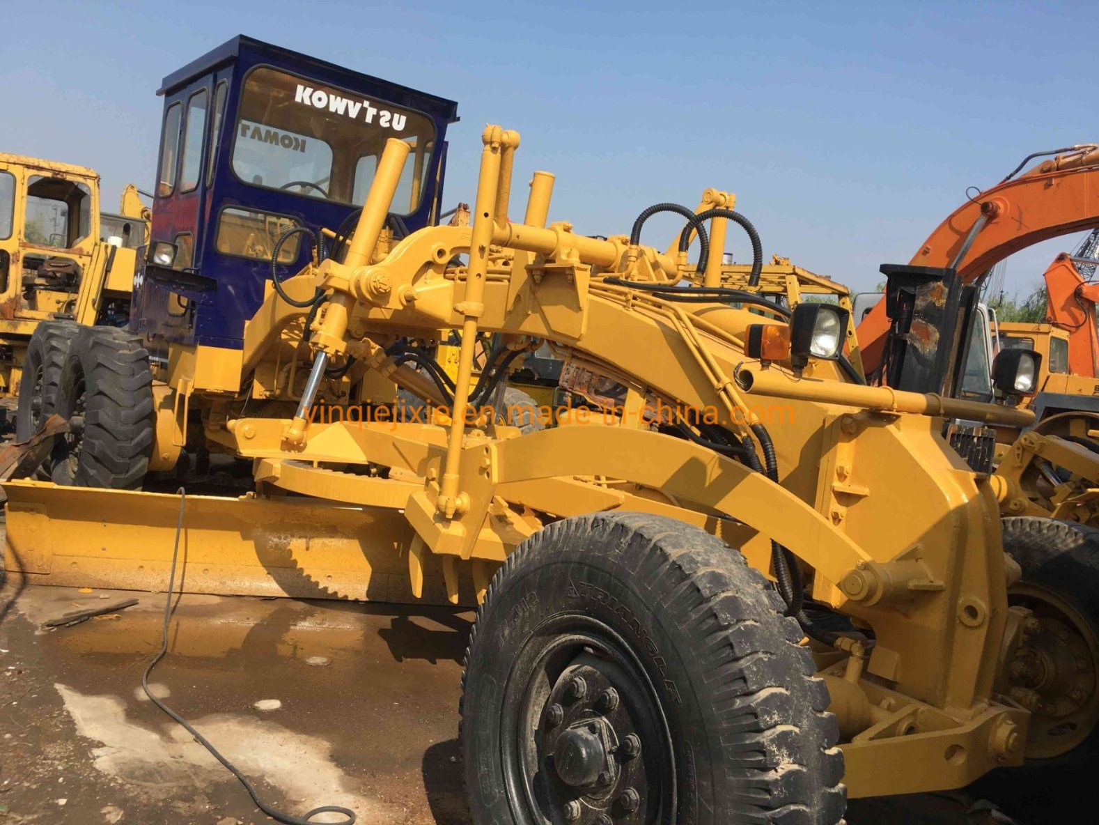 
                Используется Komatsu (Автогрейдера komatsu gd505) Япония оригинала,
            