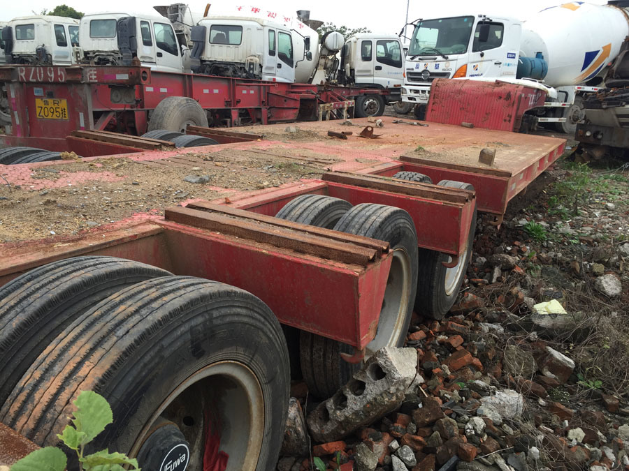 Chine 
                Utilisé Lowbed Lowbed, pour la vente d′excavateur
             fournisseur