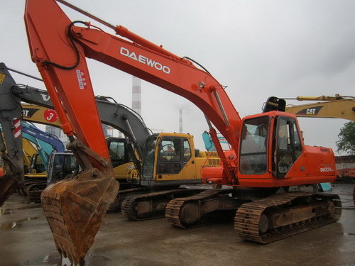 Used Original Daewoo Dh220-5 Track Excavator, Secondhand Crawler Excavator