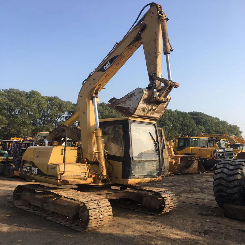 Китай 
                Используется оригинал Япония Cat 307 b/308, Secondhand экскаватора Caterpillar 307 b экскаватор по-китайски честного поставщика для продажи с возможностью горячей замены
             поставщик