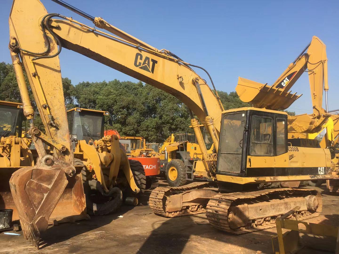 Used Original Japan Cat E200b Excavator with High Quality in Low Price for Hot Sale