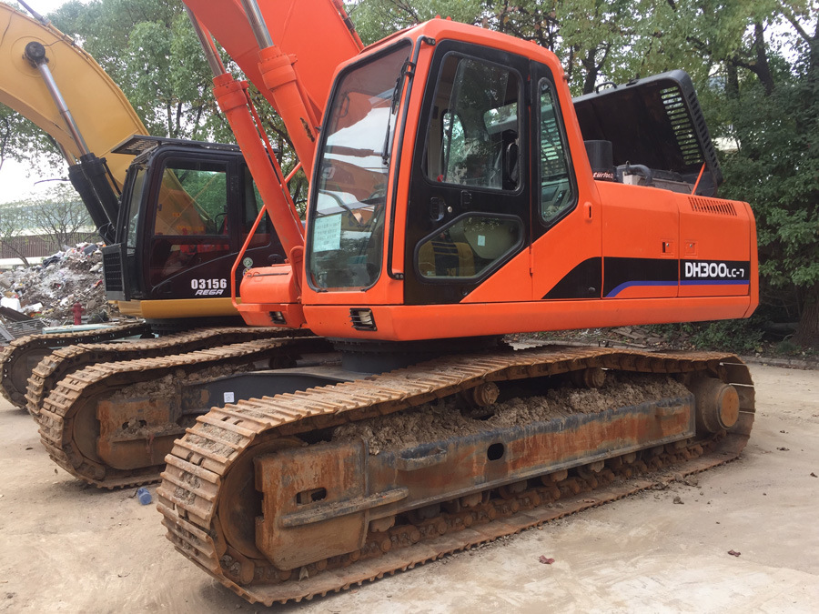 Used Original Japan Doosan Dh3300LC-7 Excavator with High Quality in Cheap Price