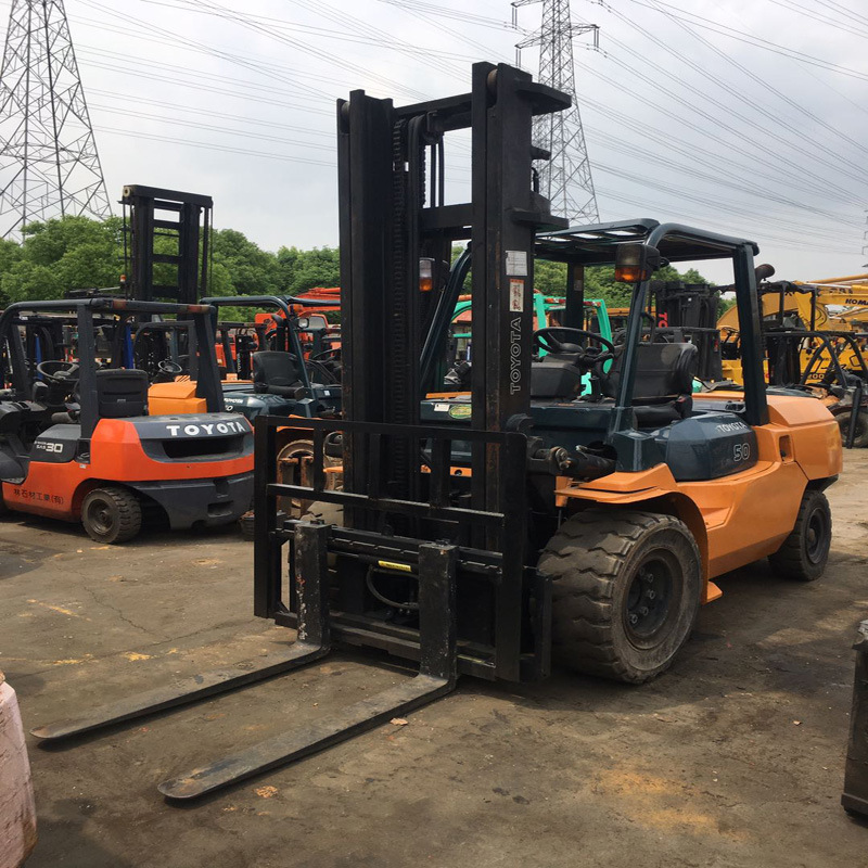 Used /Secondhand 2.5t/3t/5t Original Japan Toyota 7fd50 5t Forklift in Running Condition in Cheap Price for Sale