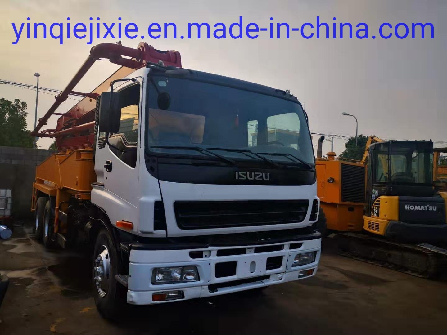 Cina 
                Camion pompa per calcestruzzo usato Isuzu con 37 metri
             fornitore