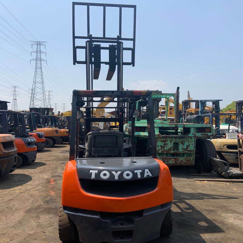 Used Toyota 2.5t Forklift, Secondhand 2.5t/3t Forklift in Working Condition From Super Chinese Trust Supplier for Sale