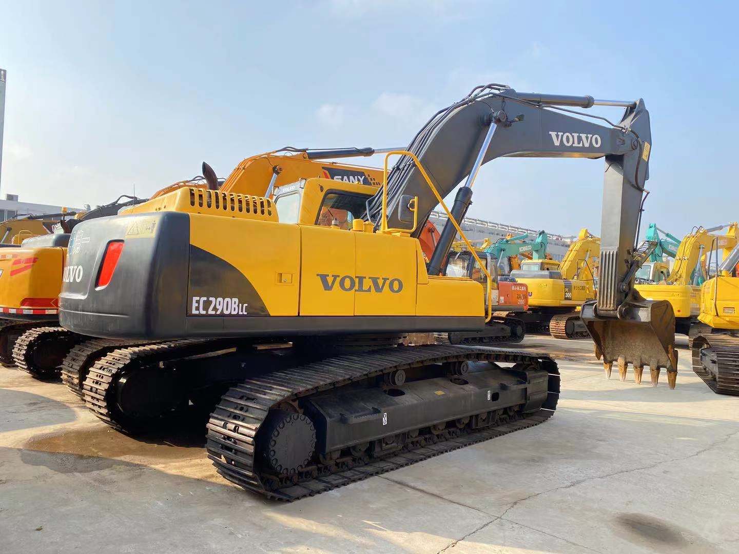 
                Gebruikte Volvo Ec290blc-graafmachine met rupsbanden (ook EC240BLC, EC360BLC)
            